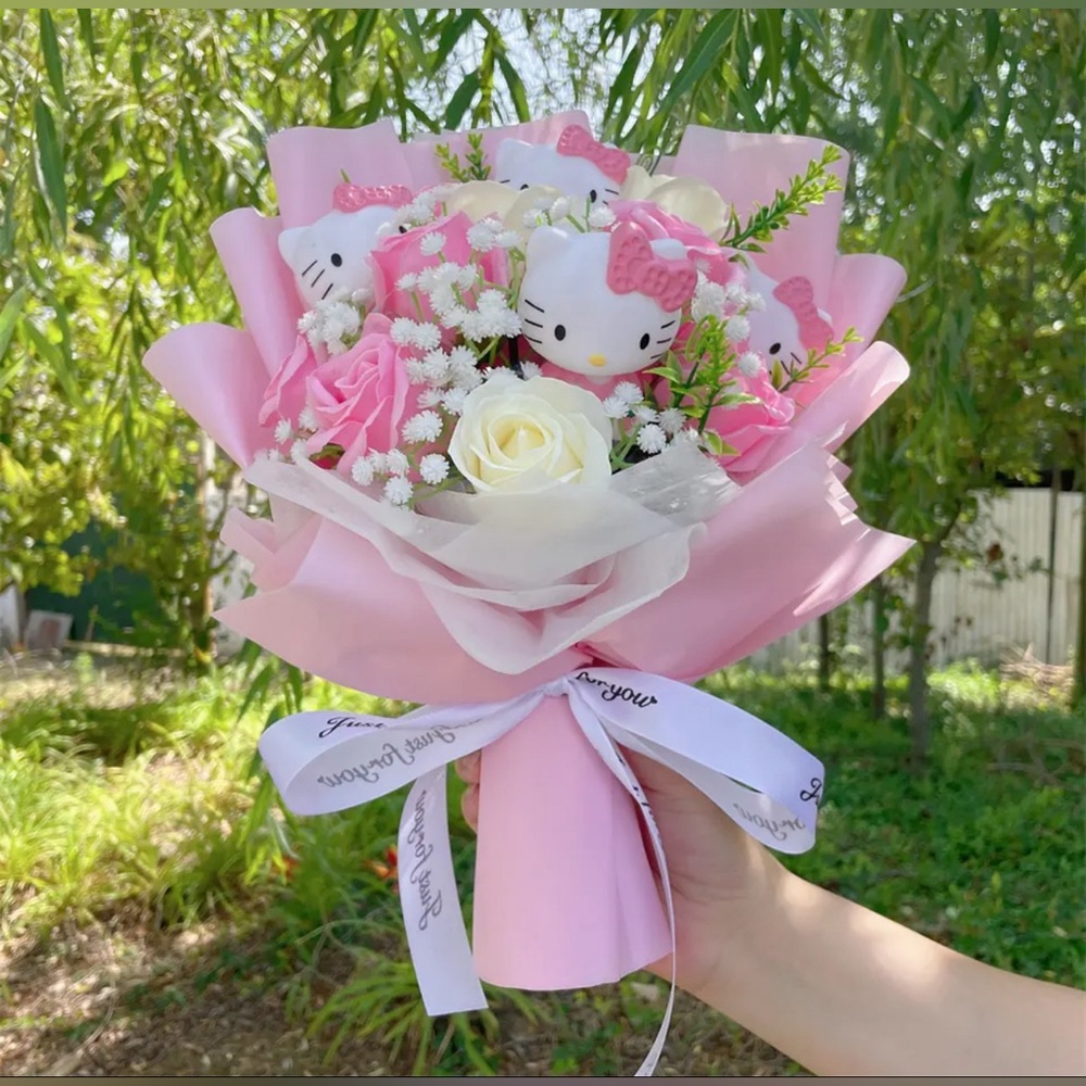 Hello kitty eternal flower bouquet